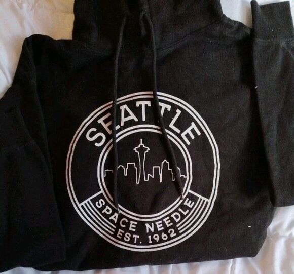 Point Sportwear Tops - Point Sportswear Seattle Space Needle Pullover Hoodie Black Women's Medium